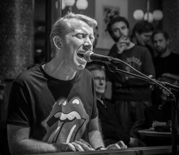 The Paper Jam Experiment-075